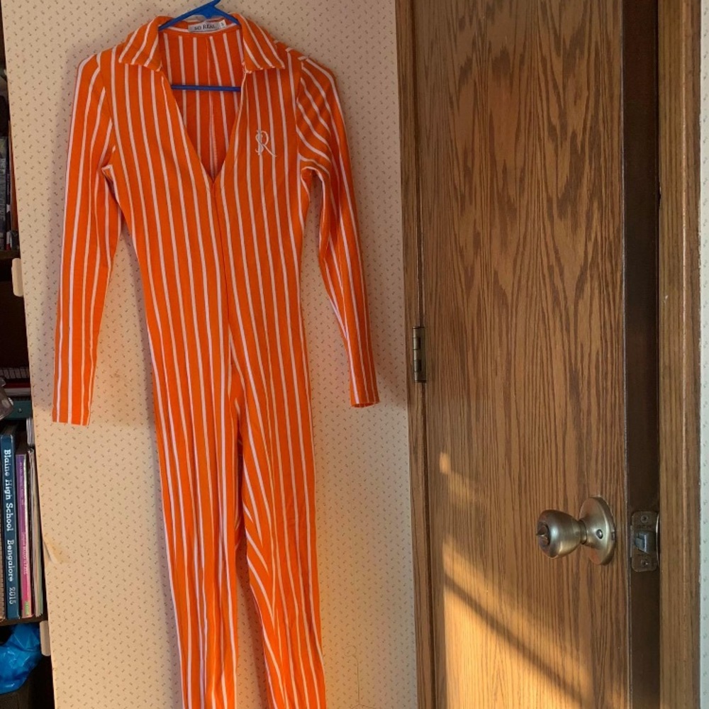 GSUWOO PUSSYCAT SUIT